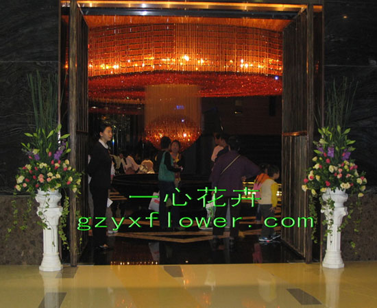 罗马柱花艺设计