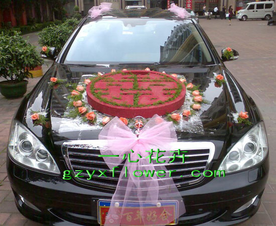 婚礼花车布置